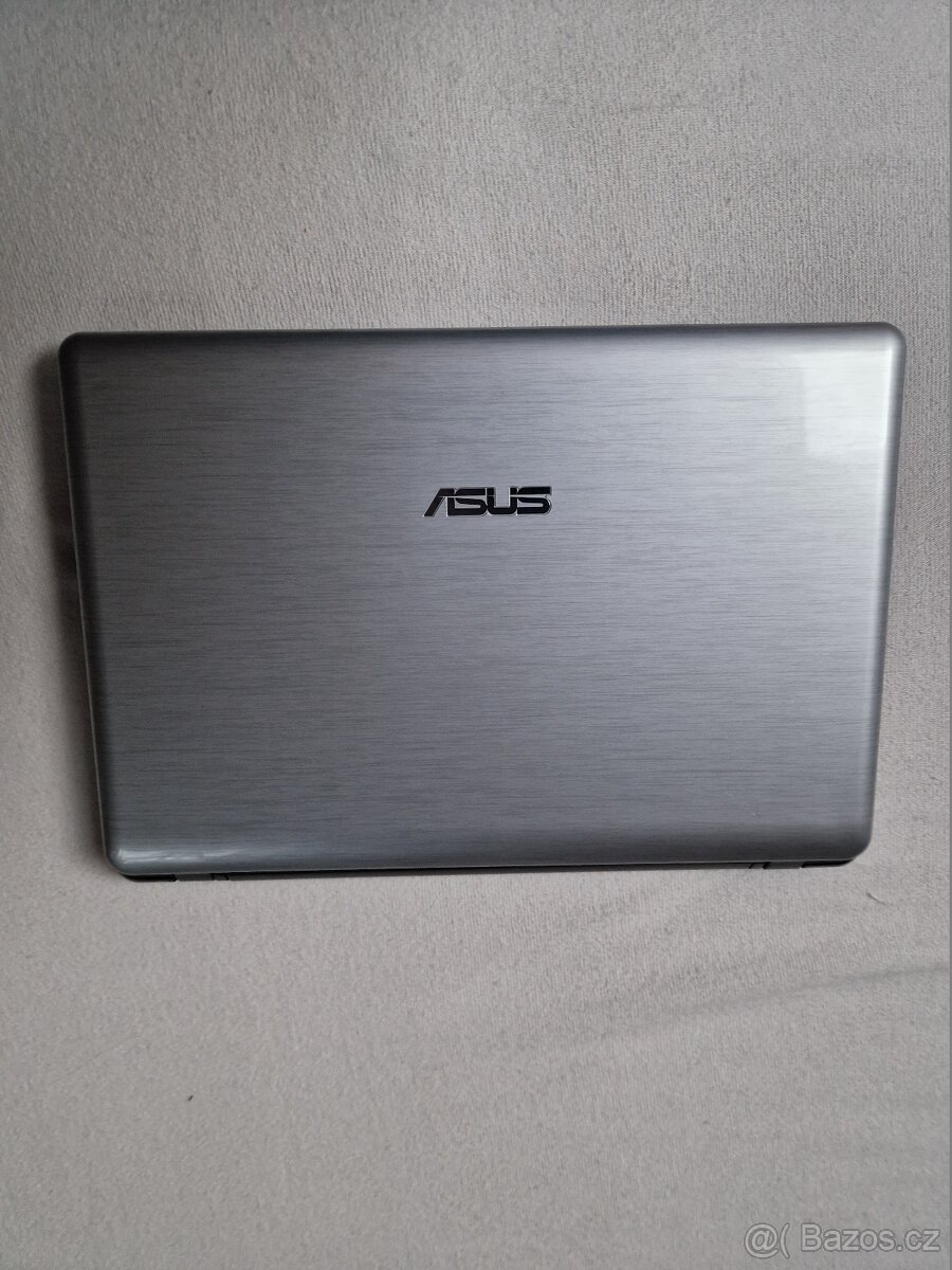 ASUS EeeePC ultrabook