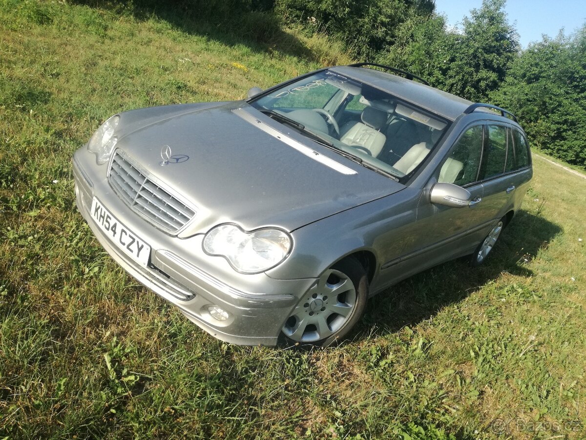 // Mercedes C220 cdi, w203, 110kw, 2004 // DÍLY