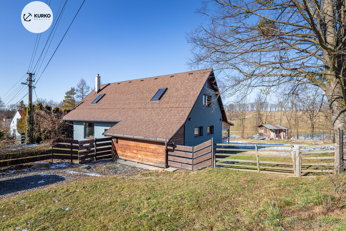 Rodinný dům 3KK, pozemek 1922 m2 v obci Dolní Tošanovice