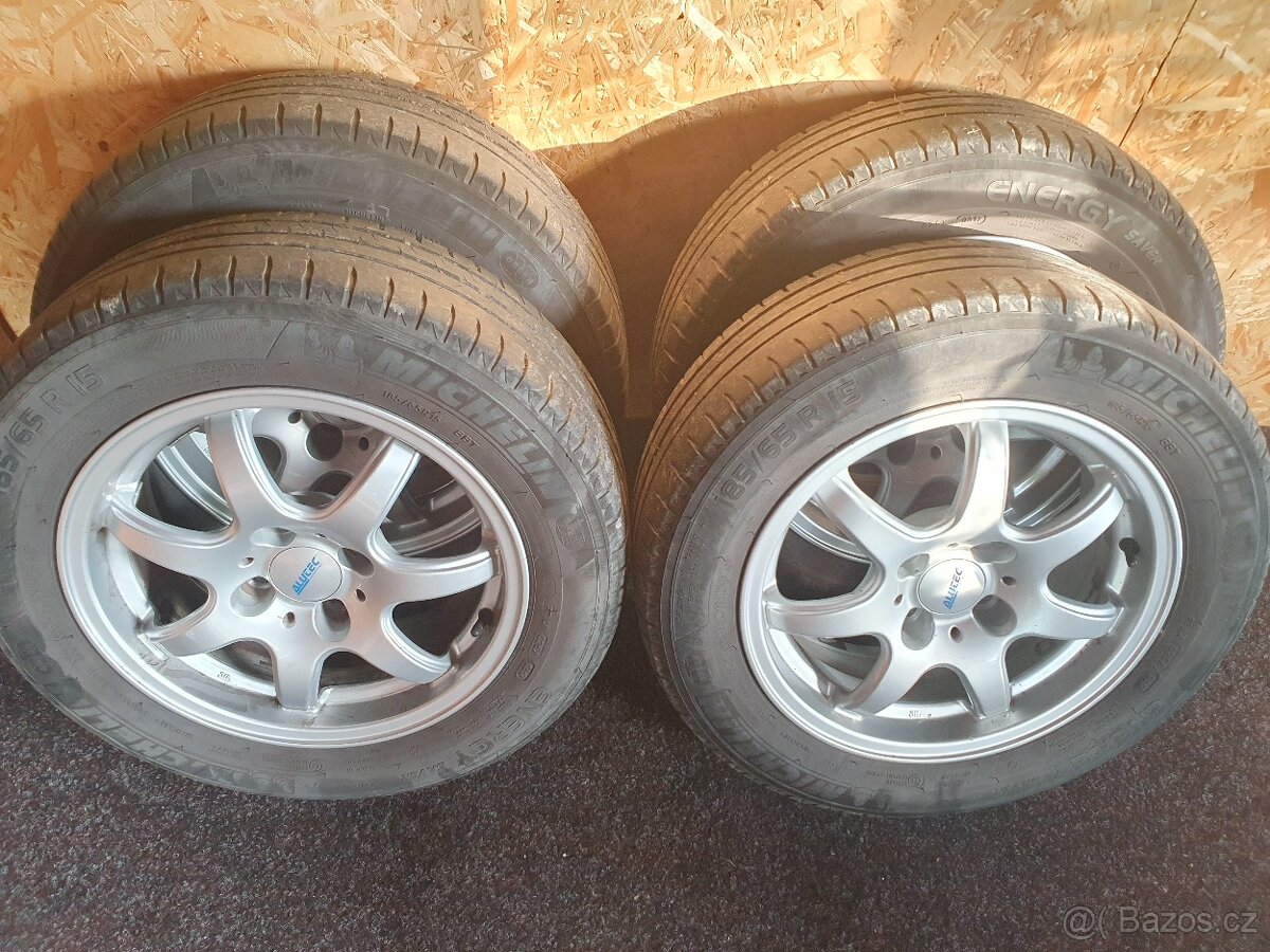 Alu kola Peugeot 207 4x108 R15 ET25