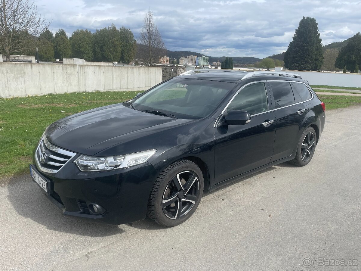 Honda Accord, 2.0i VTEC 115kW