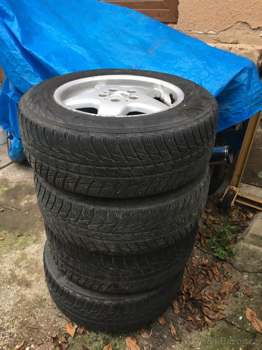 215/65 r16 Nokian zimní Mercedes