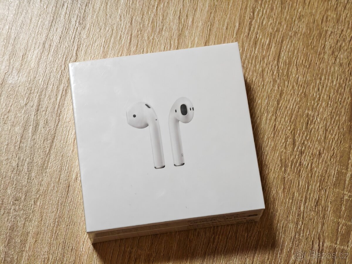 Apple AirPods 2 

