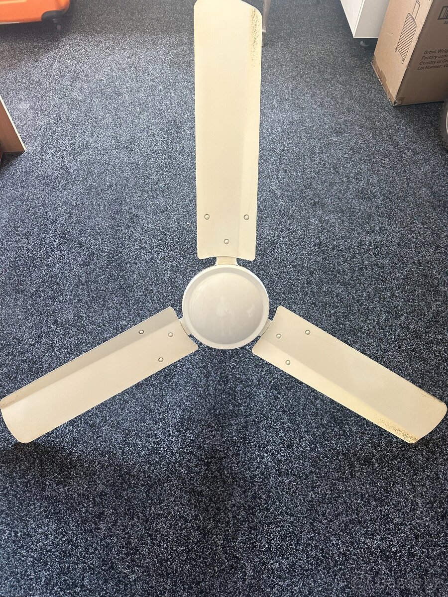 Prodám stropní ventilátor