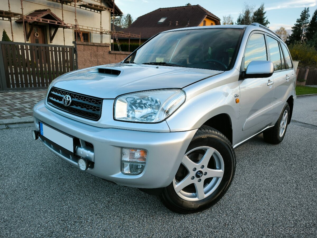 TOYOTA RAV4 2.0 D-4D 85kw, 4X4, r.v. 2003, VÝBORNÝ STAV