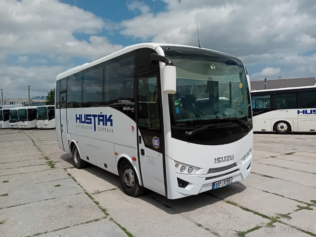 Isuzu Novo Lux E5 EEV 29+1+1