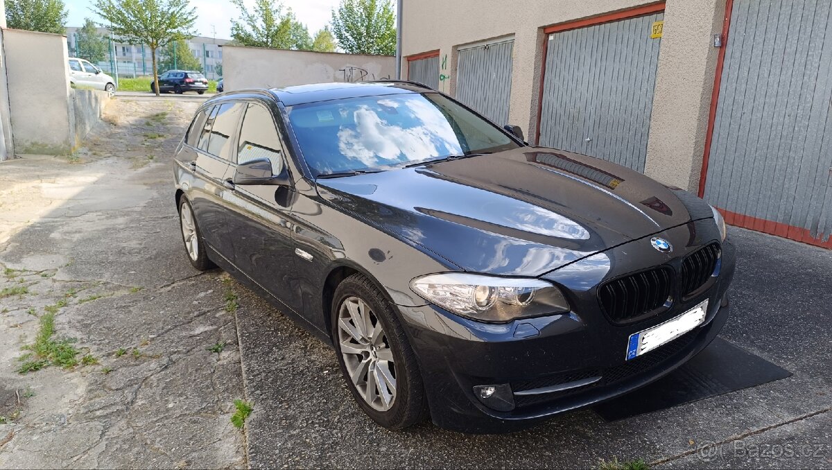 PRODÁM BMW 530D 180KW F11 manuál