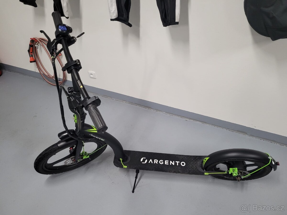 Elektrická koloběžka Argento Active Bike