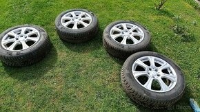 Prodám sadu alu kol s pneu 215/60R17