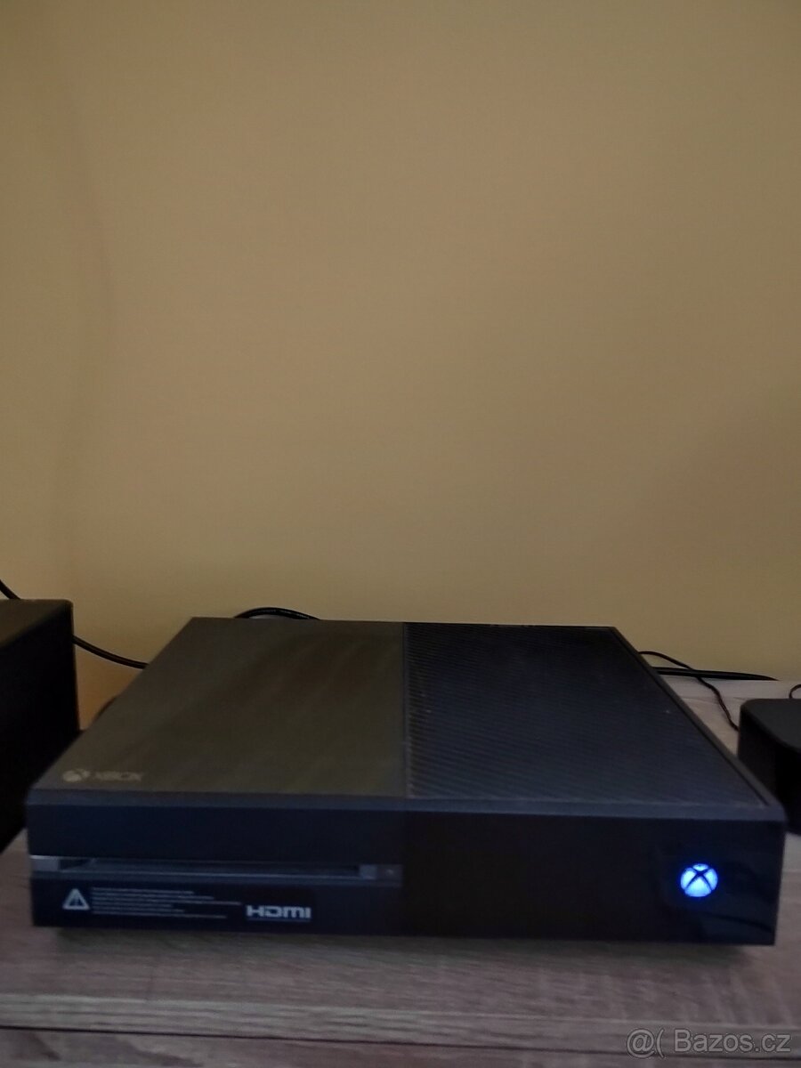 Xbox One + 6 her