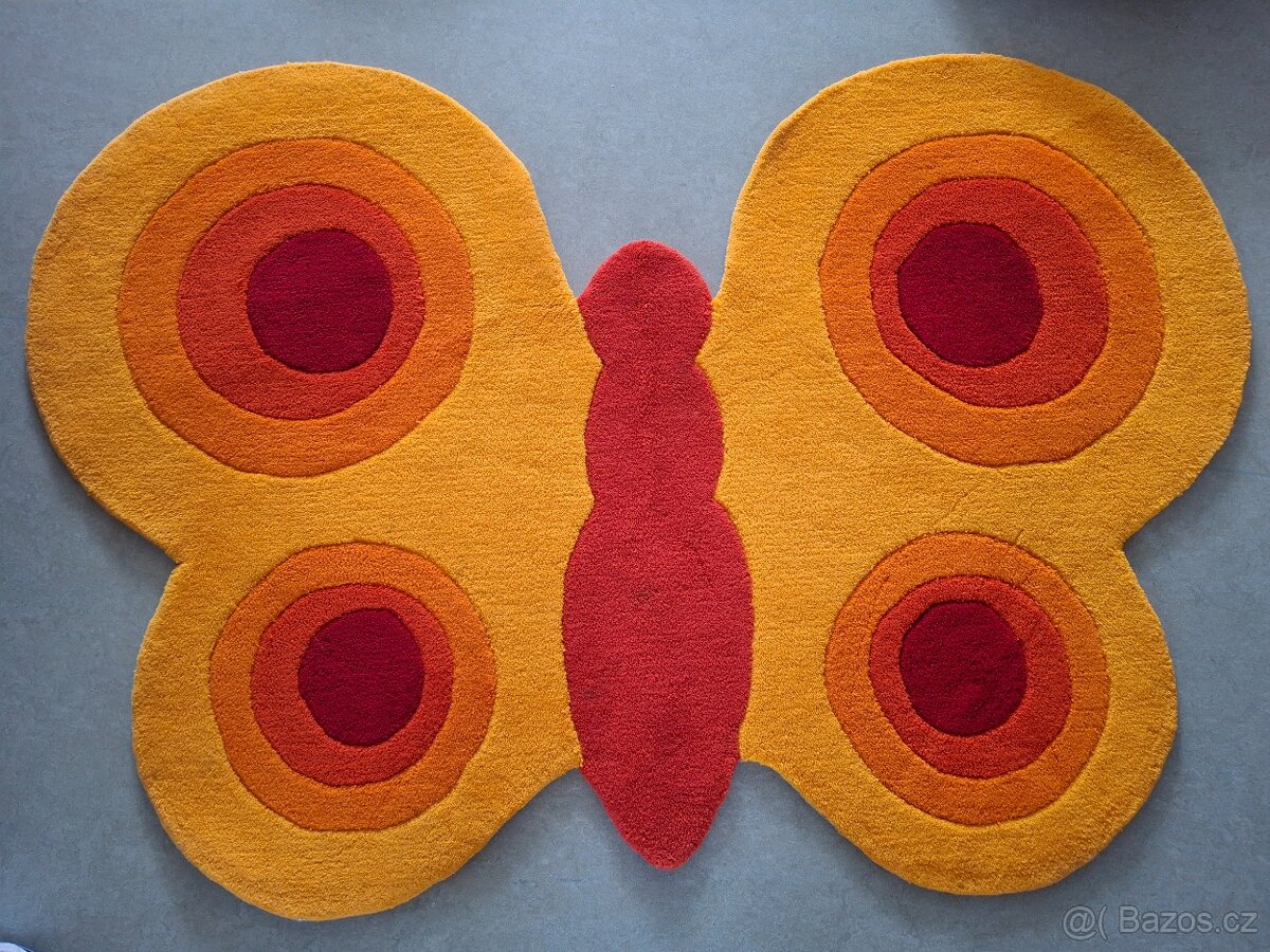 Arte espina koberec motyl 90×130x1 cm, HAND MADE