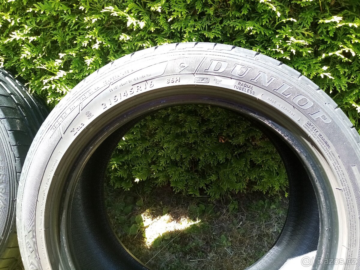 LetníPneumatiky Dunlop 215/45 16 R 2.ks