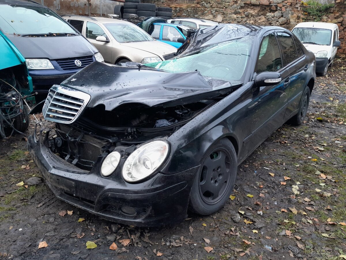 Mercedes-Benz E220S CDI manuál -  díly