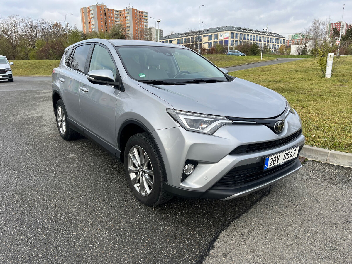 Toyota RAV4, 2,0i, Executive, r.v. 2017, AWD, automat