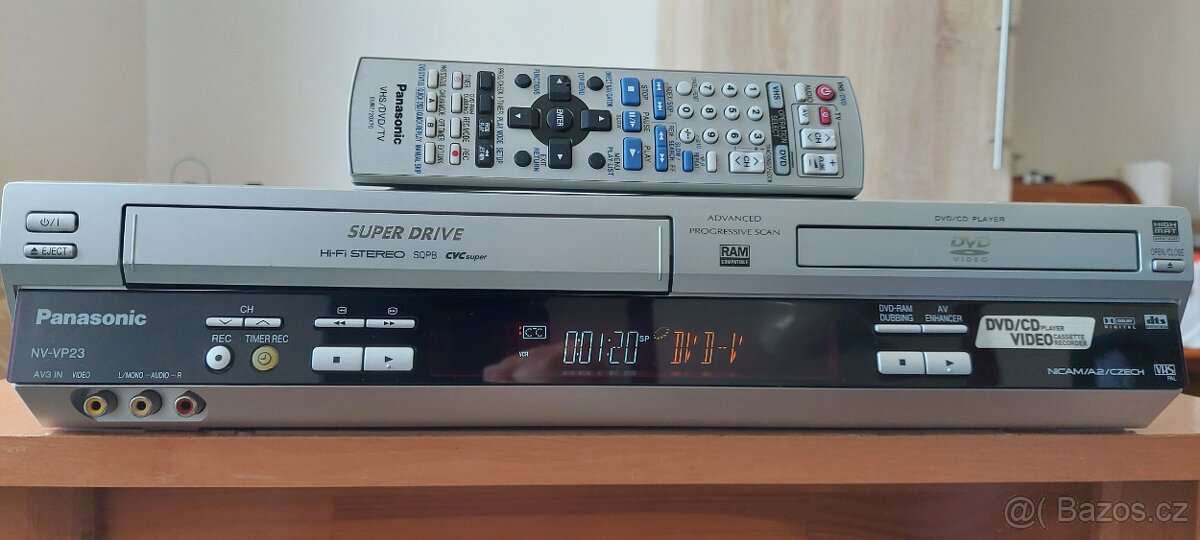 COMBO PANASONIC DVD/VHS/ NV-VP23 EP-S