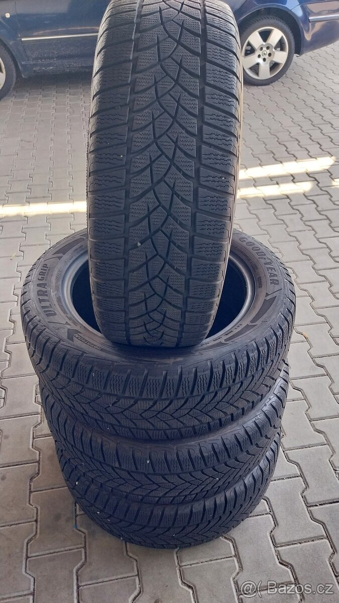 Prodám 4 x zimní pneu Goodyear 235/55/18