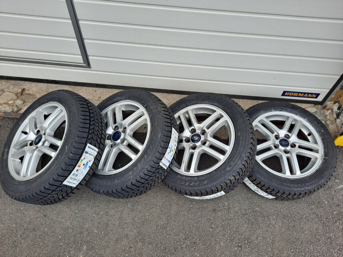 Zimní kola Ford 205/55 R16, 5 x 108