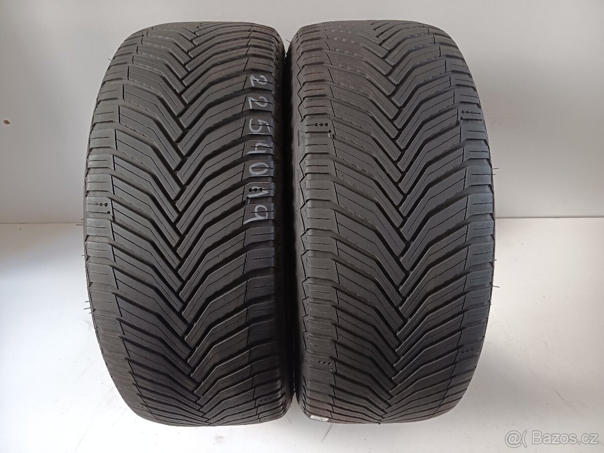 2ks zimní pneu 225/40/19 Michelin