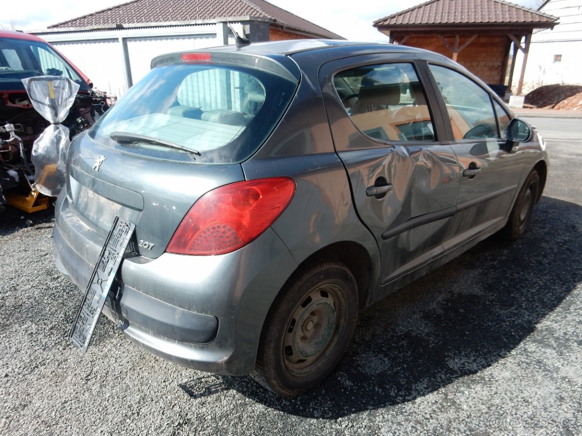 Peugeot 207 - 1.4 65kw - KFU - náhradní díly