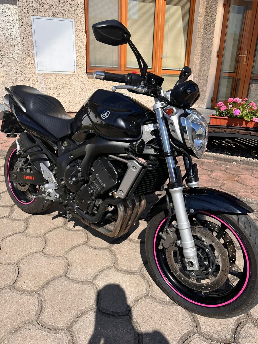 Yamaha FZ6