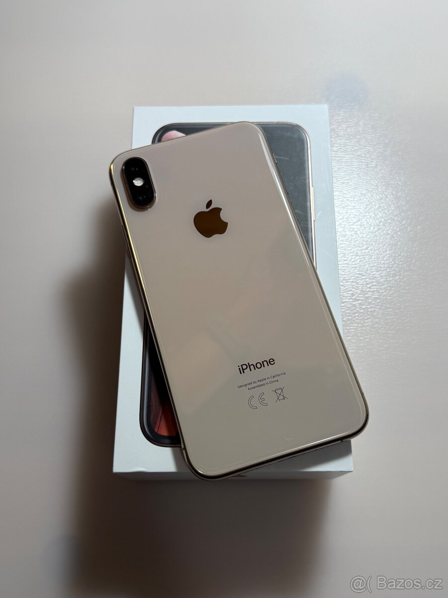 iPhone XS zlatý 64 GB