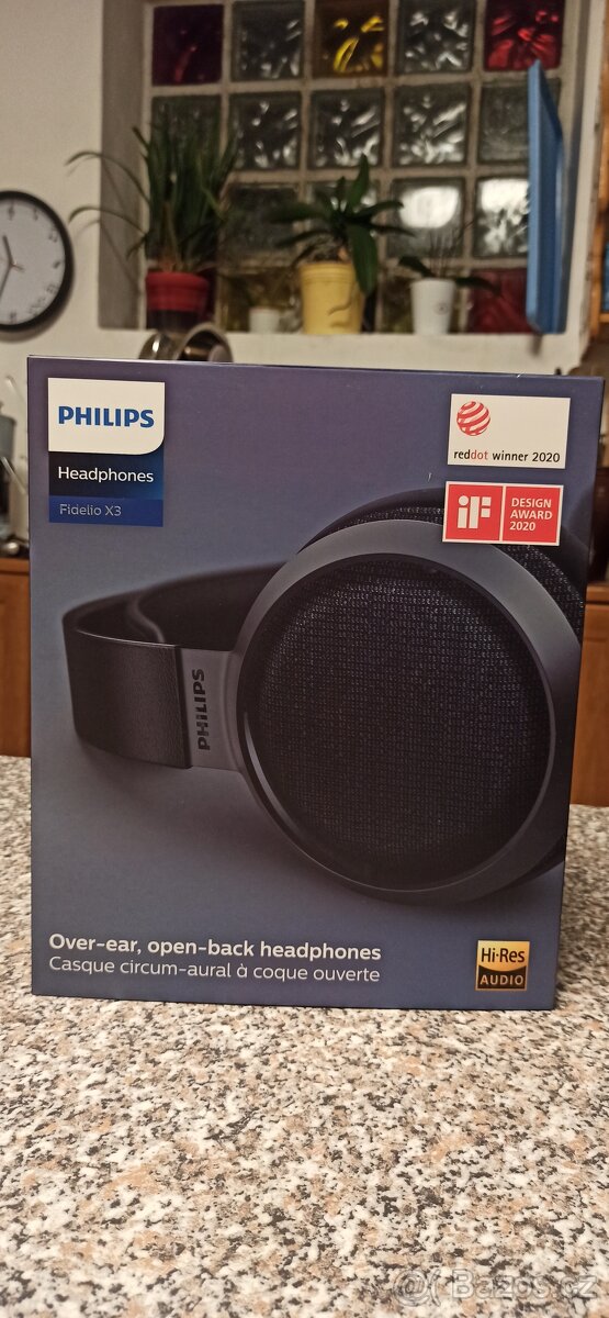 Philips Fidelio X3 Wired Headphones - black