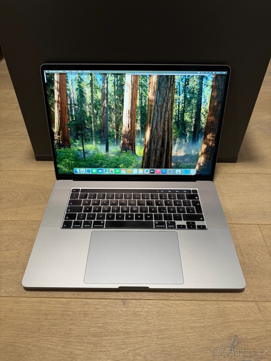 MACBOOK PRO 16” 2019 i7/512GB/16GB/STŘÍBRNÝ