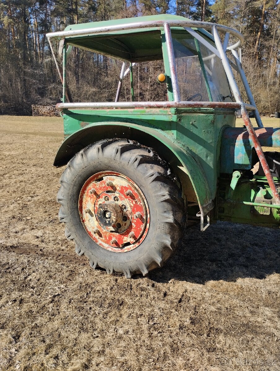 Zetor super 35 závaží