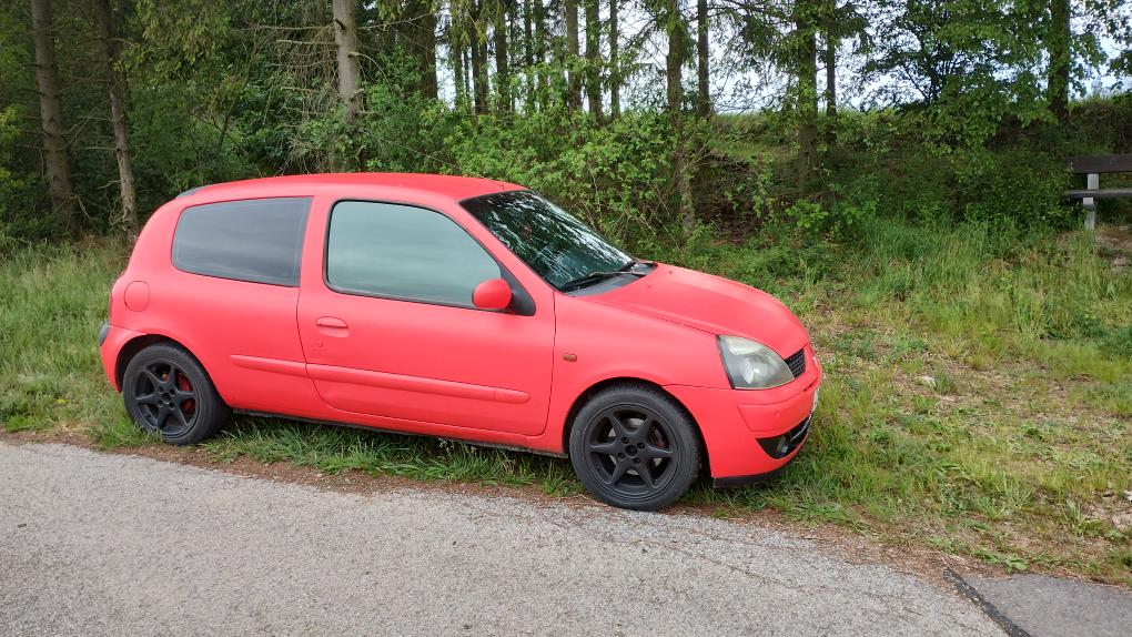 RENAULT CLIO