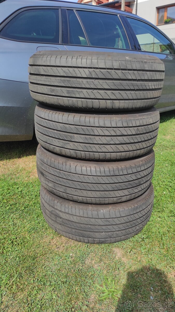 Nové Michelin 205/55/17 PRIMACY 4+