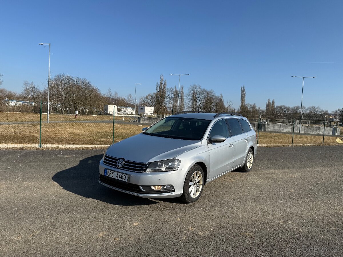 Passat 2.0tdi 103kw 2013 4x4 manuál, kamera ,navi , tazne