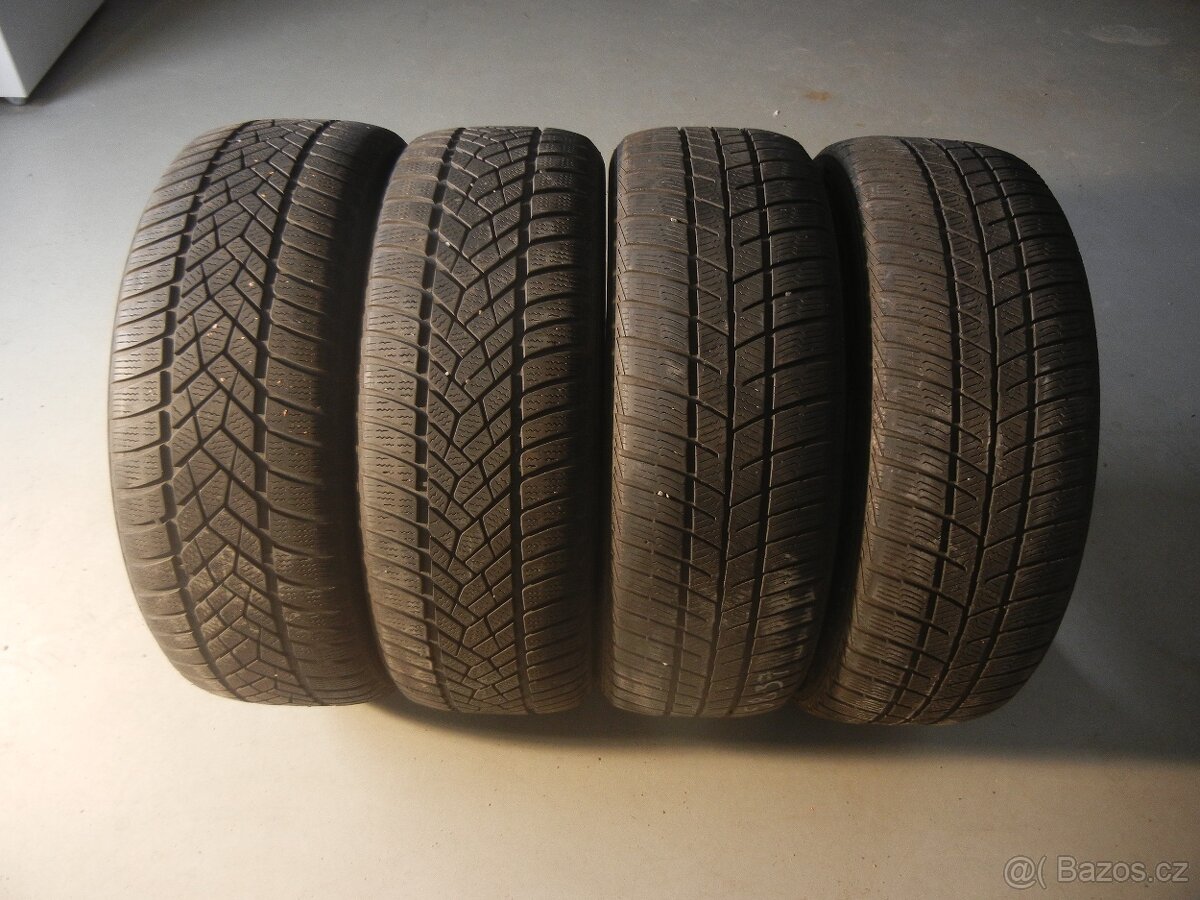 Zimní pneu Apollo + Barum 205/55R17