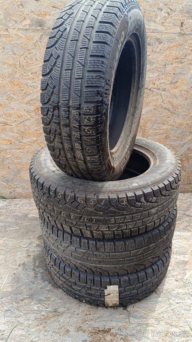 K24 - 4x ZIMNÍ  PIRELLI  - 225/65 R17 102H - 5,5mm