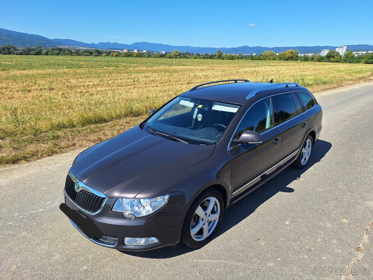 Skoda Superb elegance 3,6 V6, 4x4