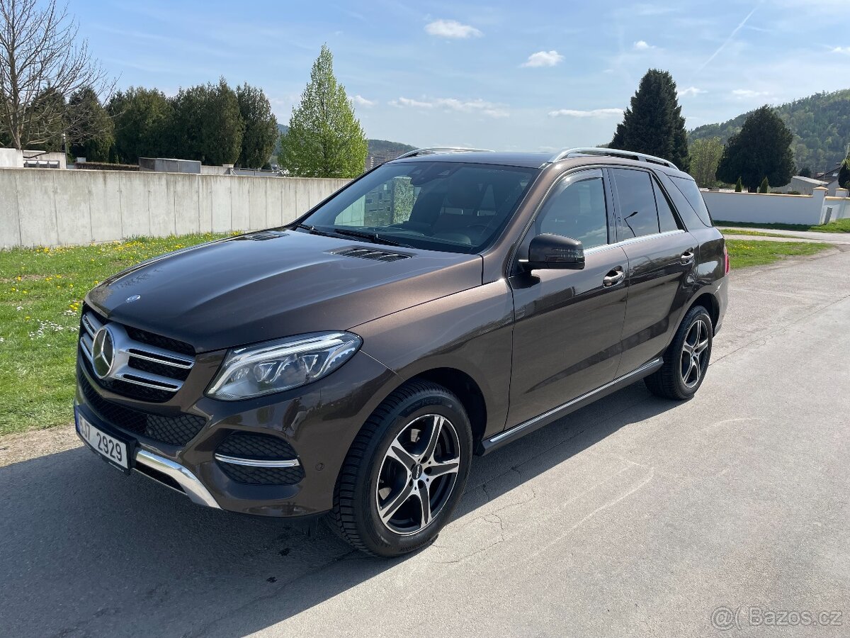 Mercedes-Benz GLE, 350D - 190kW Webasto NOVÁ STK