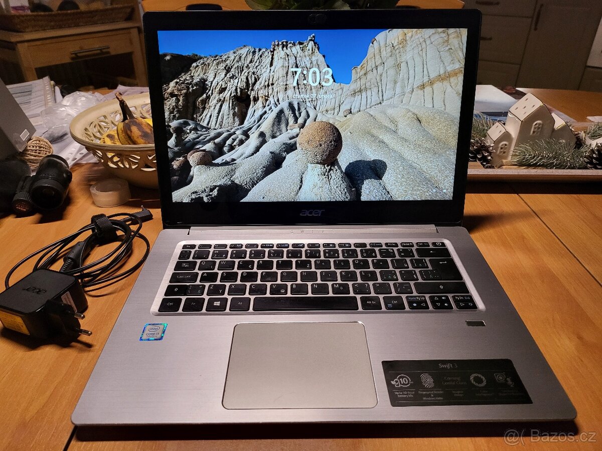 Acer Swift 3  i3 7100 CPU 2.4 4GB Win 11 hom