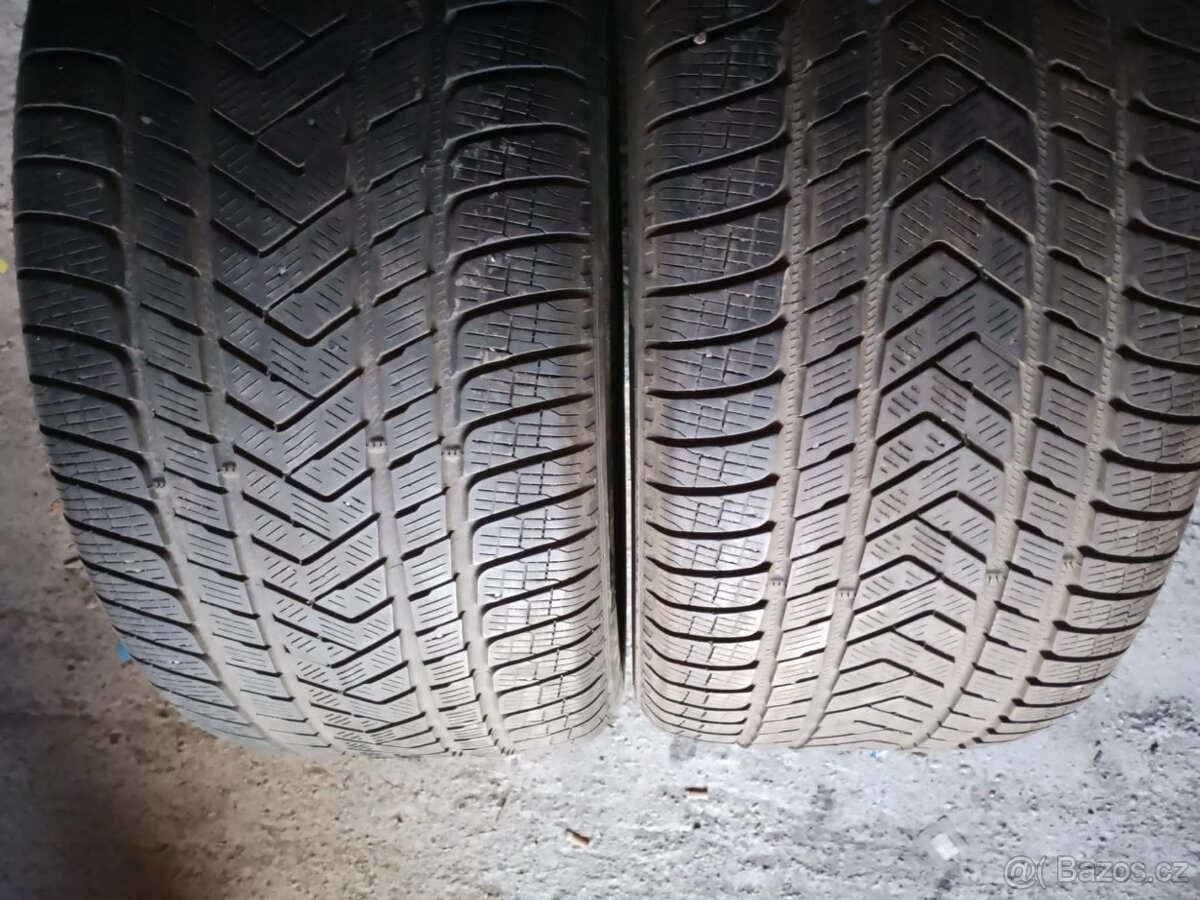 315/45/21 116v Pirelli - zimní pneu 2ks