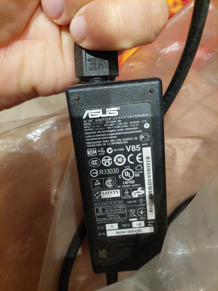 Originální adaptér ASUS ADP-65JH BB 65W 3,42A 19V