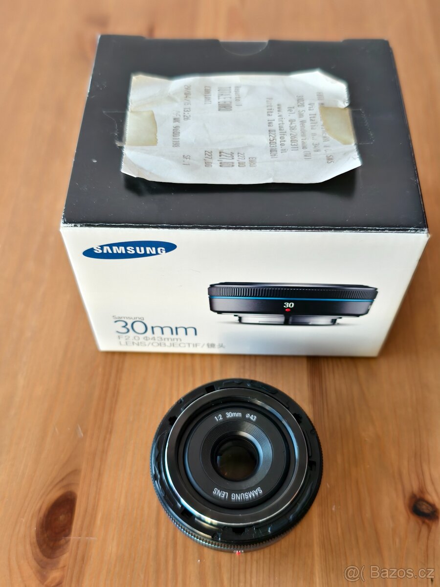 Samsung 30mm F2 pancake