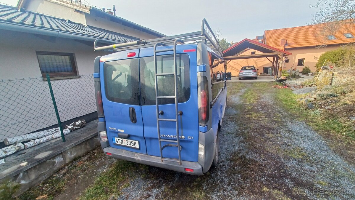 VÉNA - OPEL VIVARO 1.9 Di L2H1 2900. 110000km original