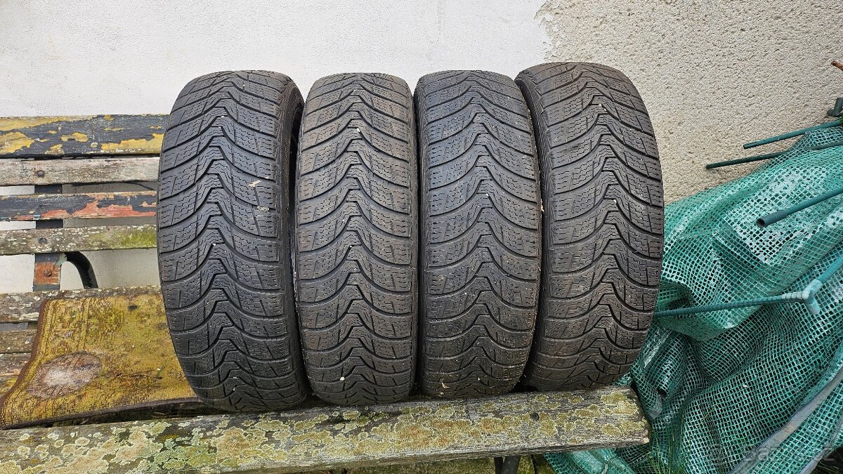 Zimní pneu 195/65 R15 dezén 6 mm