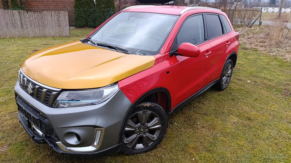 Suzuki VITARA 1,4 BoosterJet Premium AllGrip Hybrid r.2021