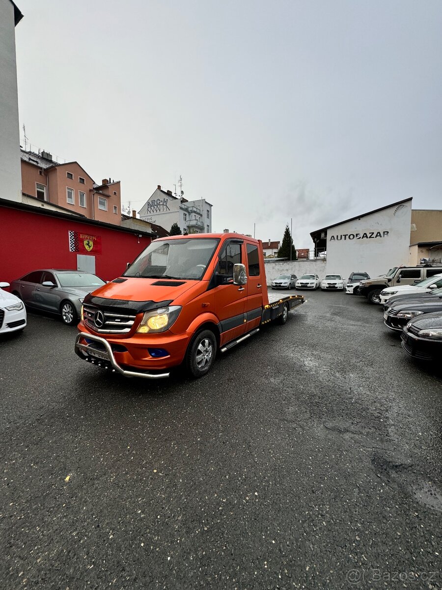 Prodám odtahový speciál Mercedes Sprinter na skupinu B s mot