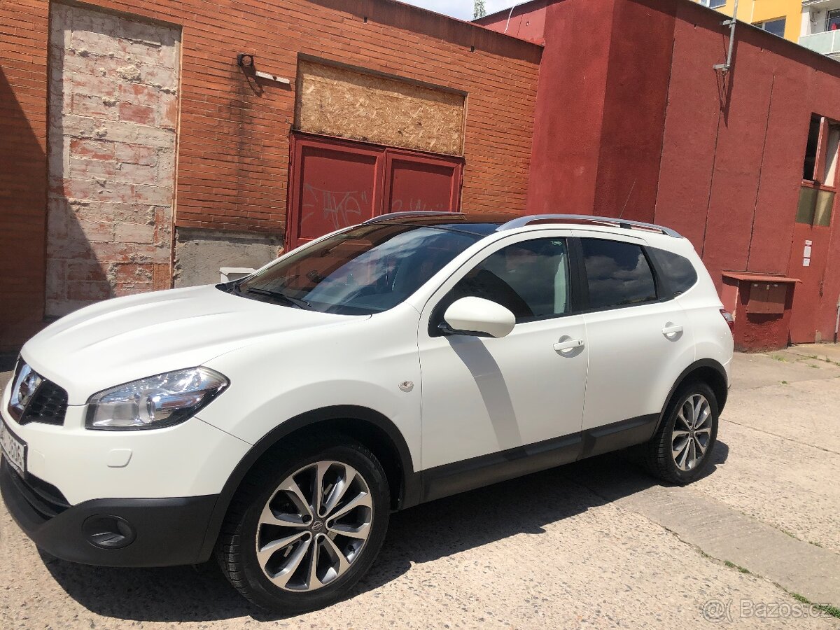 Nissan Qasqai+2