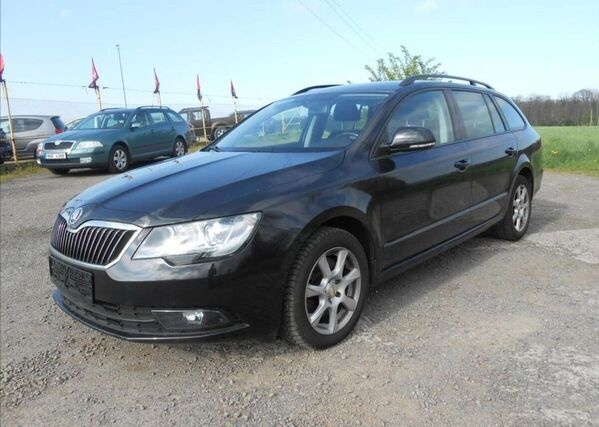 Škoda Superb 2,0 TDI 103 kW Serviska nafta manuál