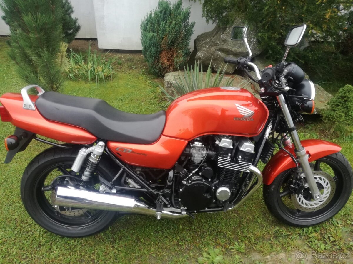 Honda CB750 Steven fifty Top stav