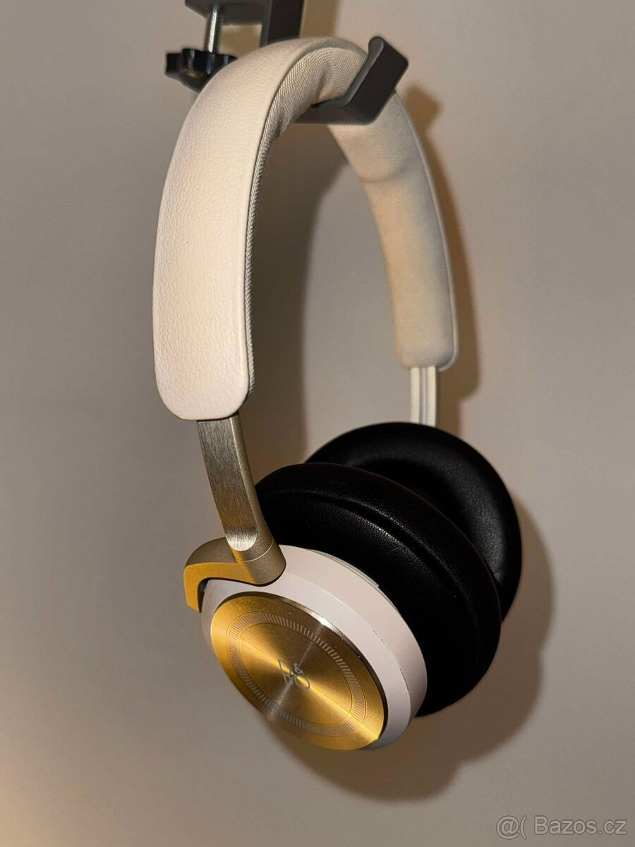 Bang & Olufsen Beoplay HX