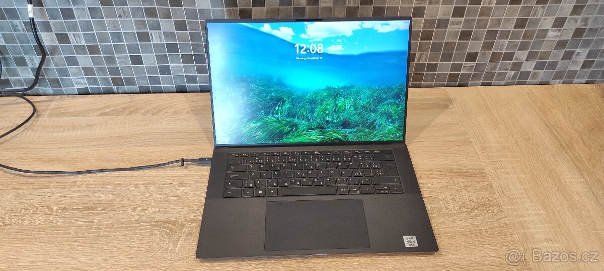 DELL Precision 5550 i9 32GB RAM NVIDIA 4GB