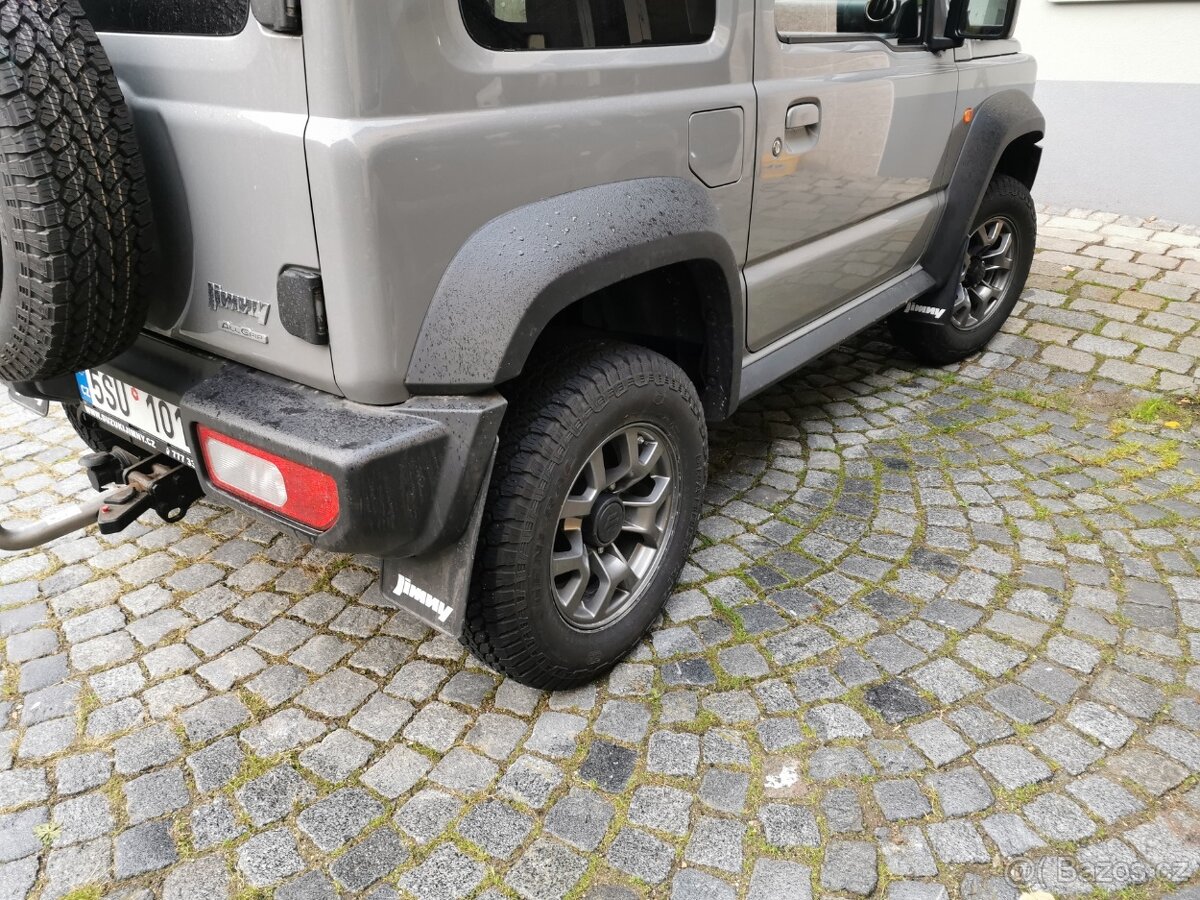 Suzuki Jimny - zástěrky, lapače nečistot