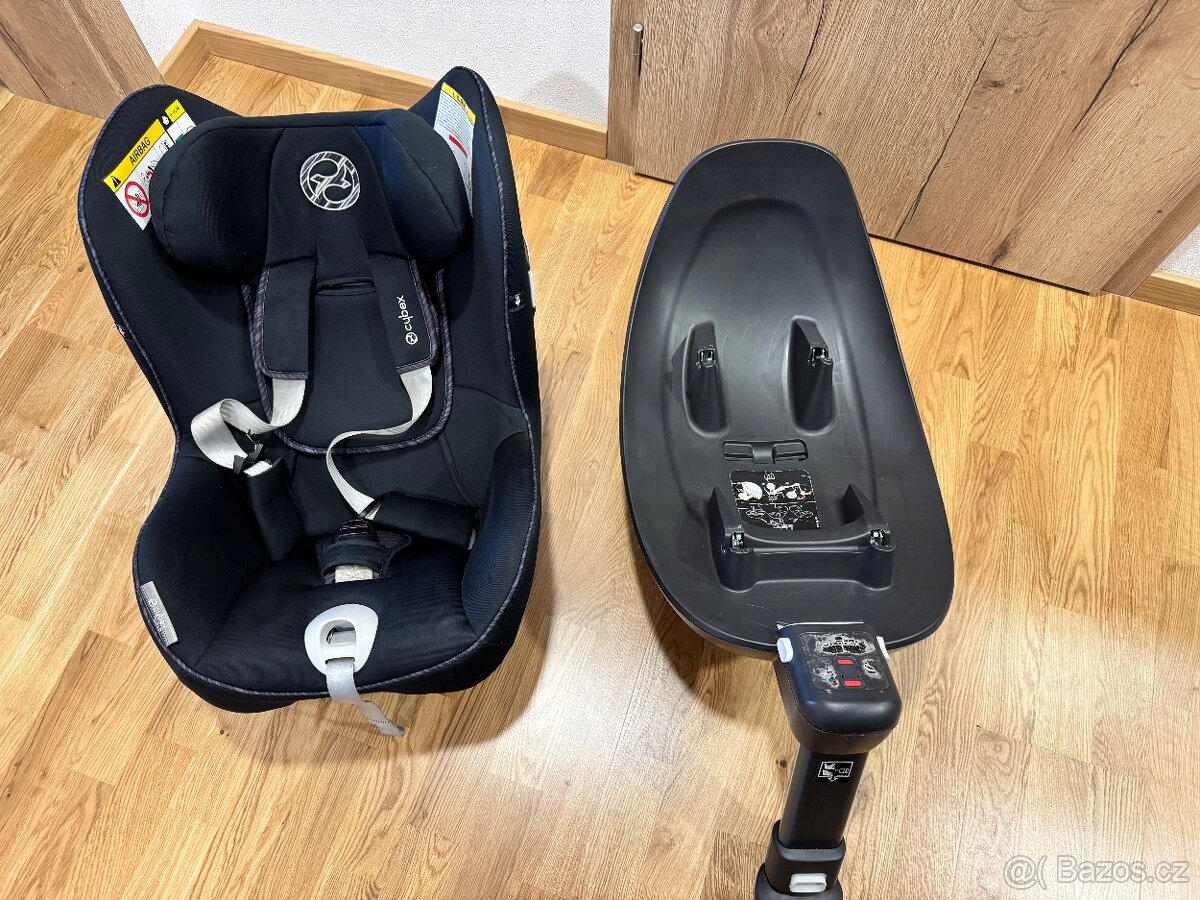 Autosedačka Cybex Sirona M2 i-Size včetně základny